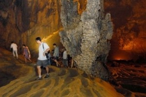 Beautiful new cave discovered in Bac Kan
