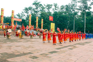 Lam Kinh Festival take place in Thanh Hoa province